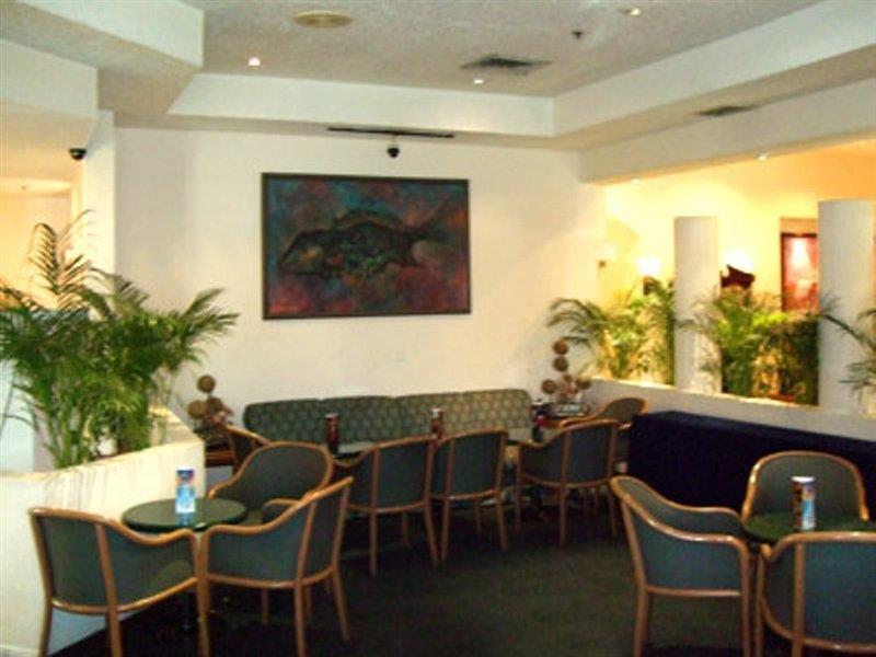 Fiesta Inn Express Chihuahua Exterior photo