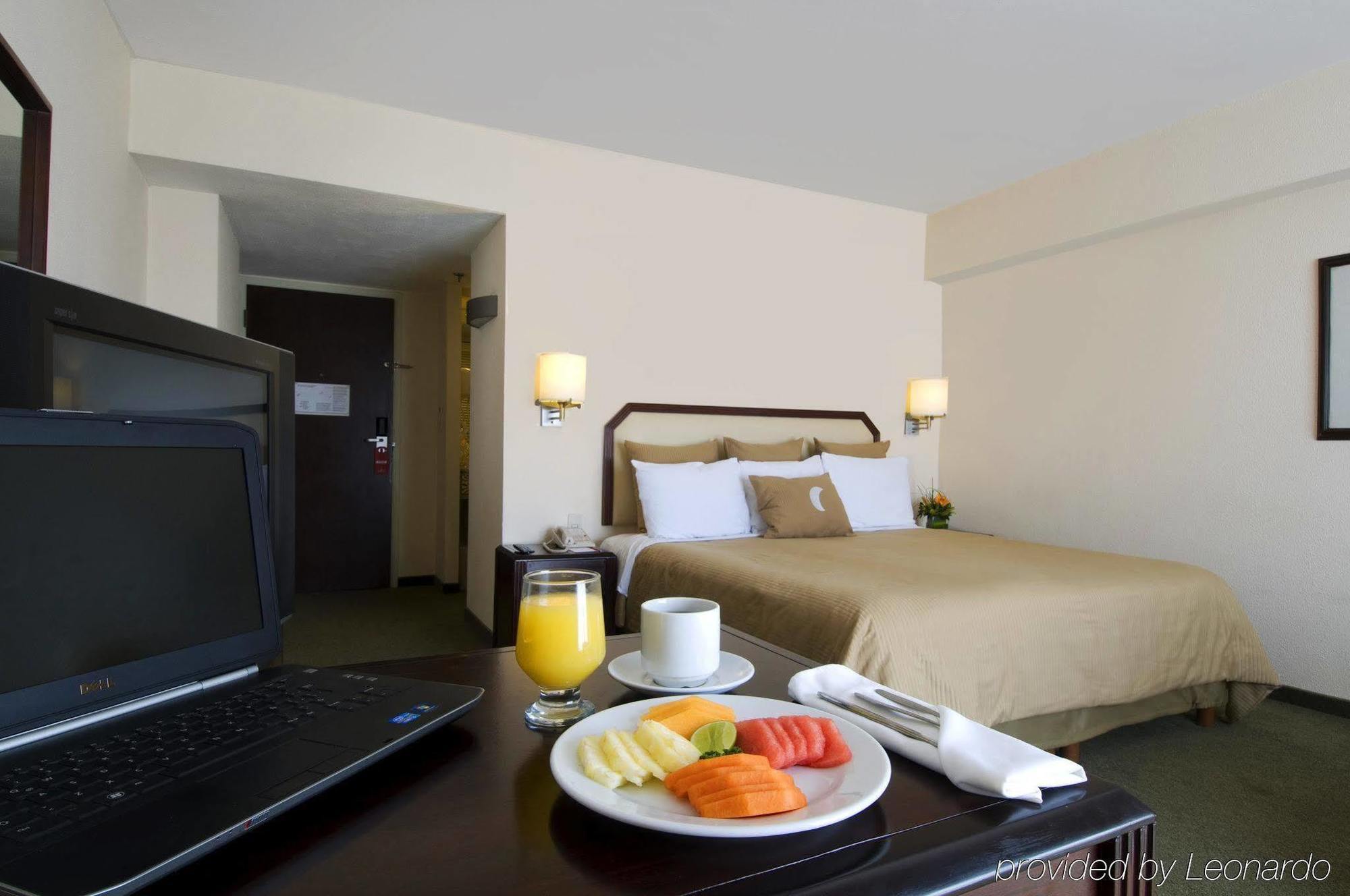 Fiesta Inn Express Chihuahua Room photo